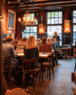 Pubquiz avond in een café